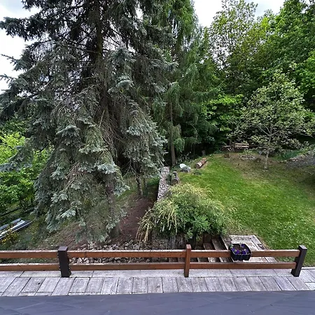 Hajska Chalet *